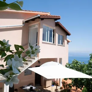 cvita-cozy-apartment-with-an-amazing-view.in-istria.net/